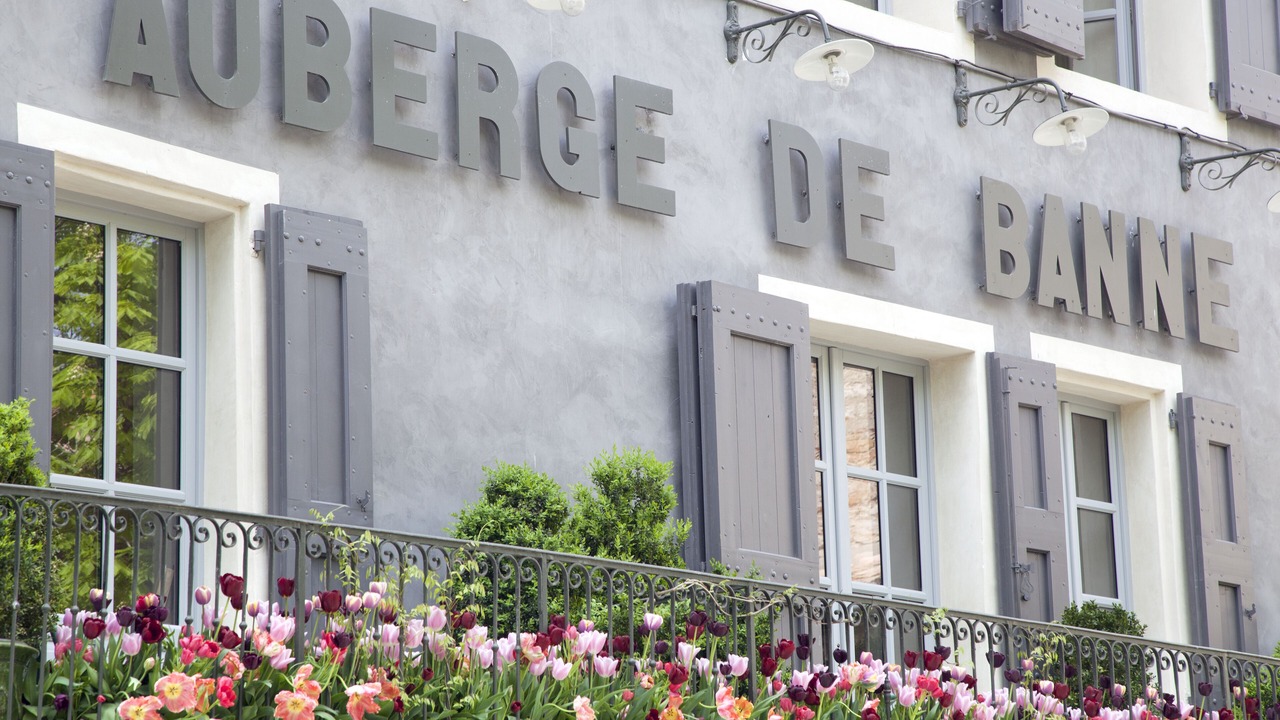 Photo of Outdoor in Banne