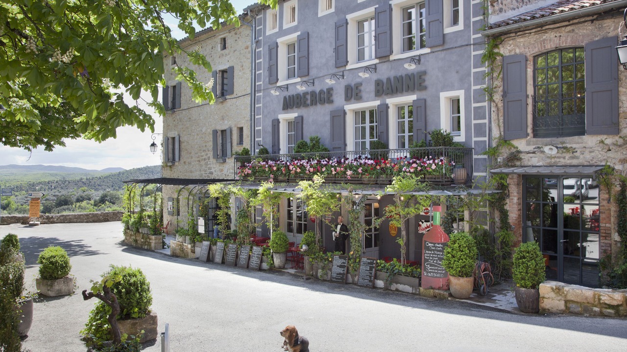 Photo of Outdoor in Banne