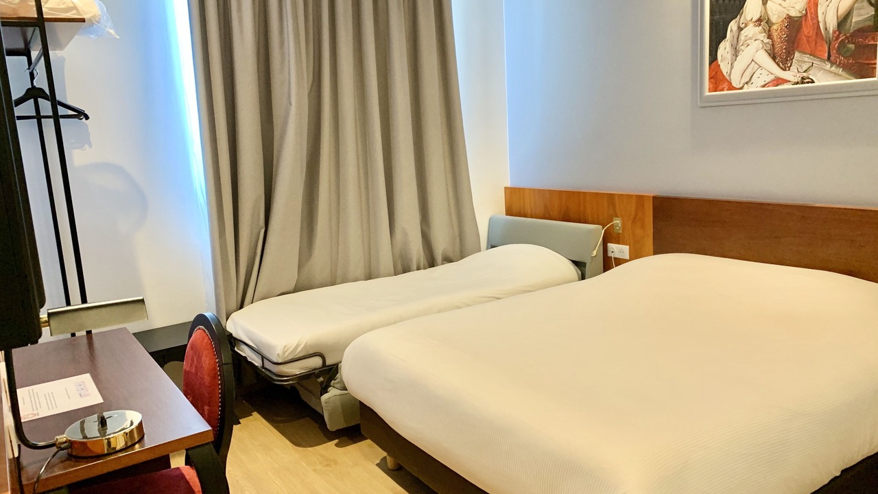 Photo of Bedroom in Notre-Dame