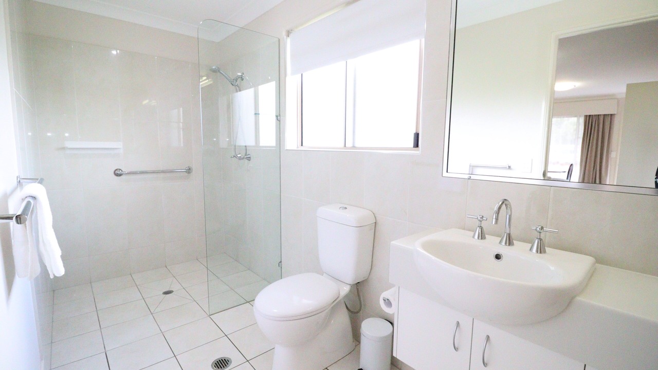 Photo of Bathroom in Crows Nest