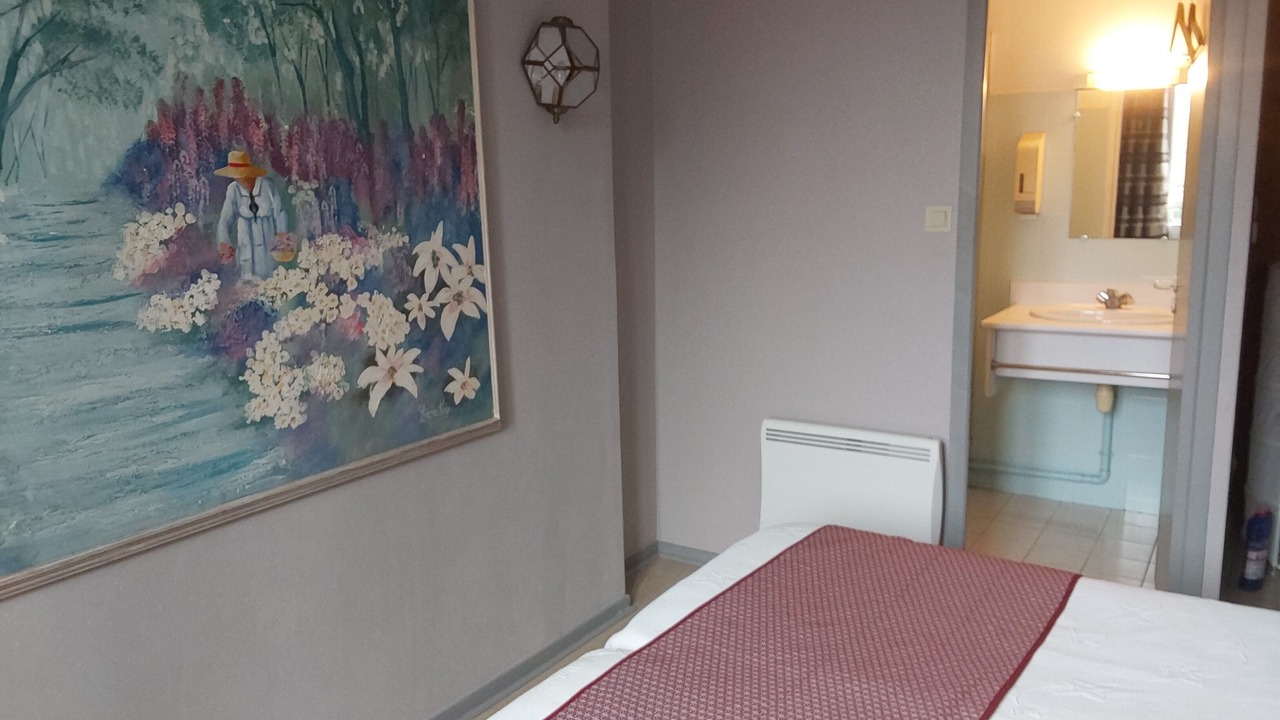 Photo of Bathroom in Vayres