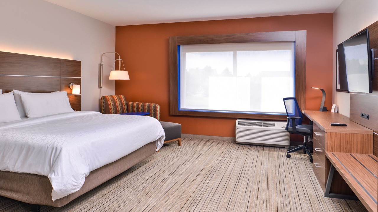 Photo of Bedroom in Farmville