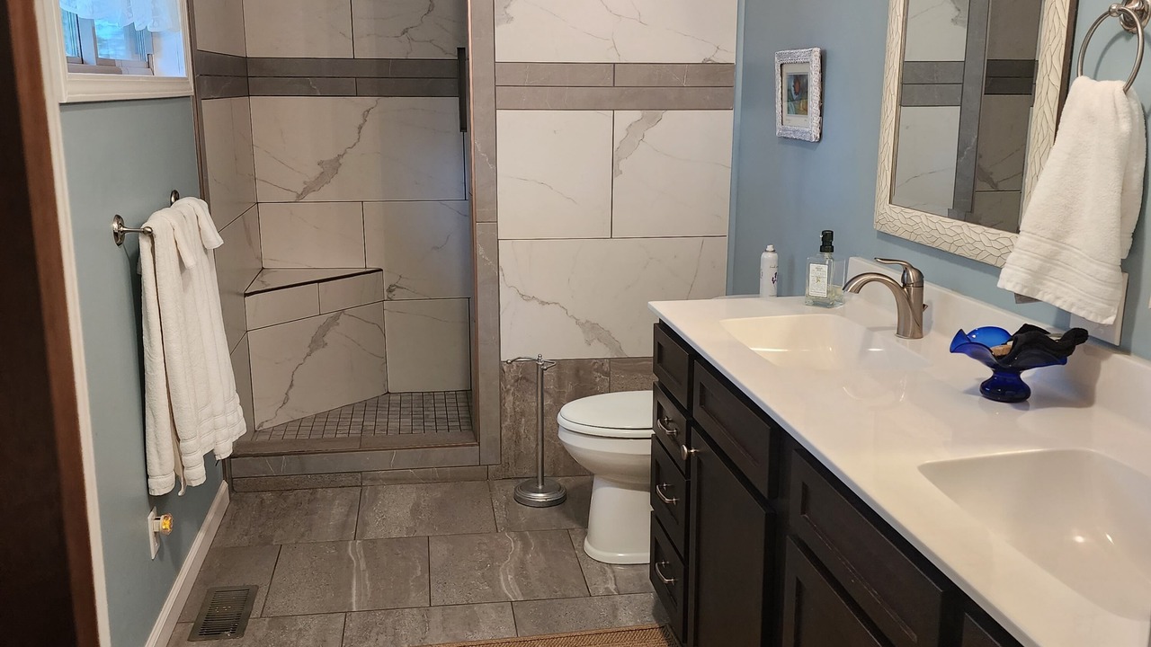 Photo of Bathroom in Russellville