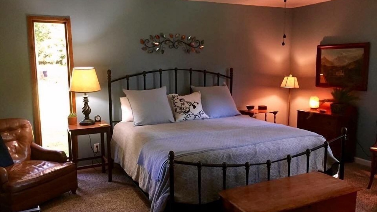 Photo of Bedroom in Russellville