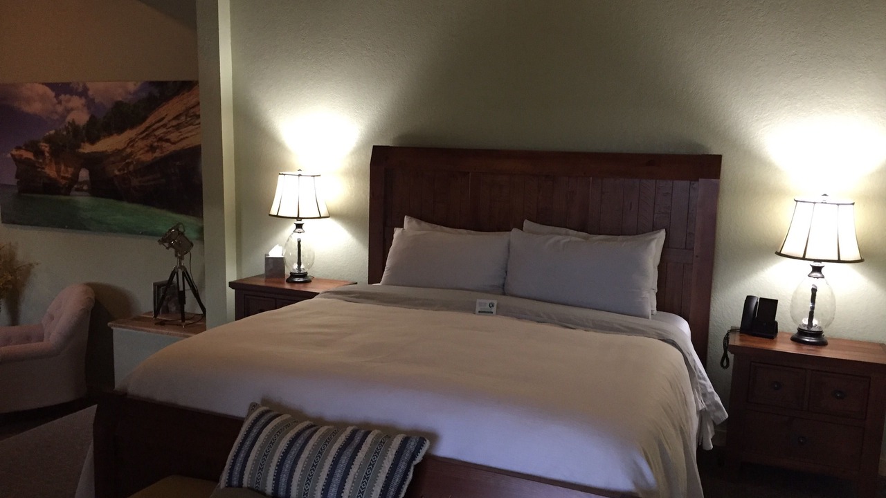 Photo of Bedroom in Munising