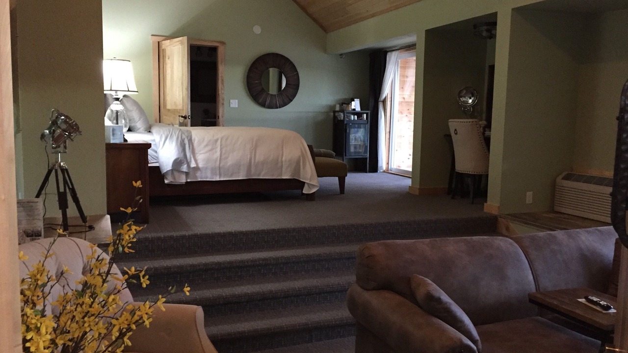 Photo of Bedroom in Munising