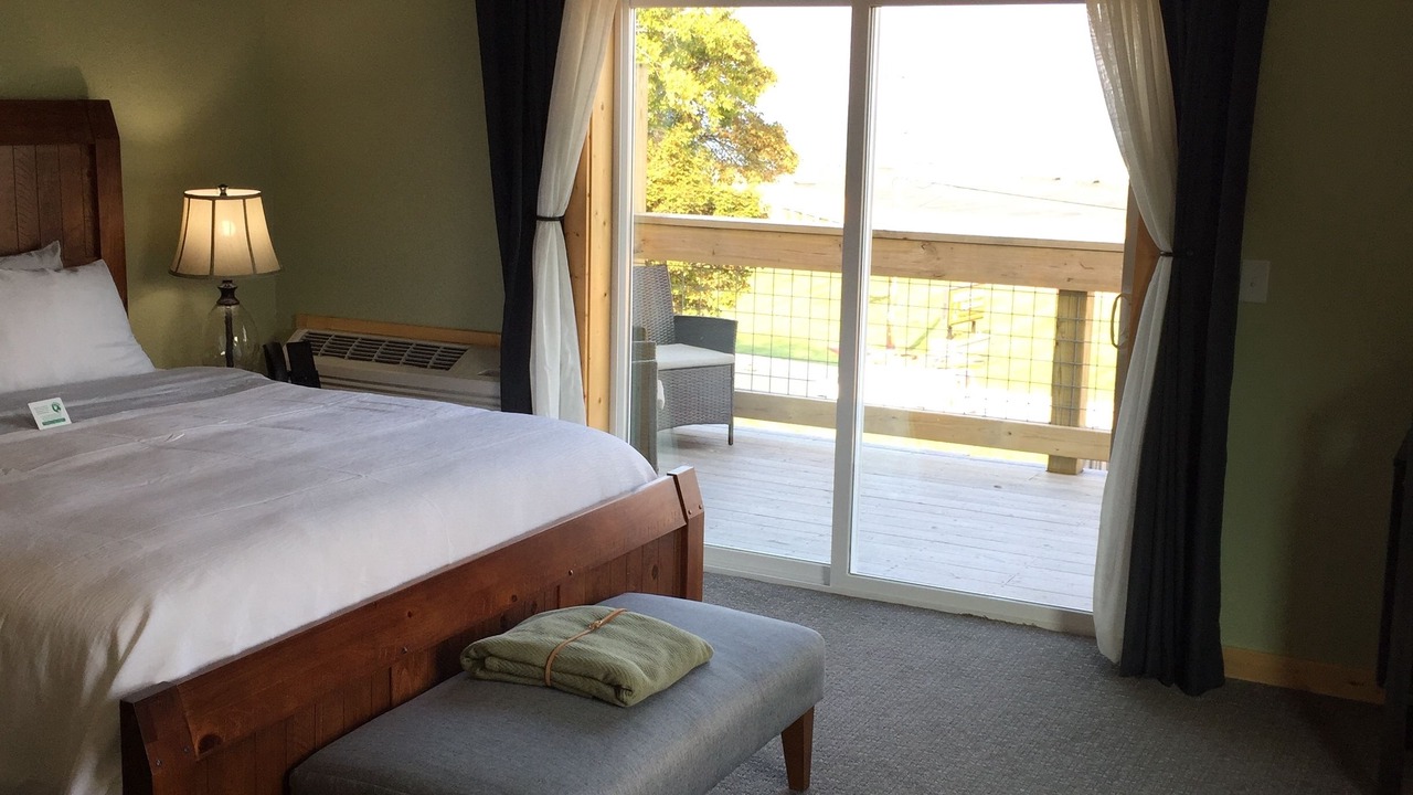Photo of Patio Balcony in Munising
