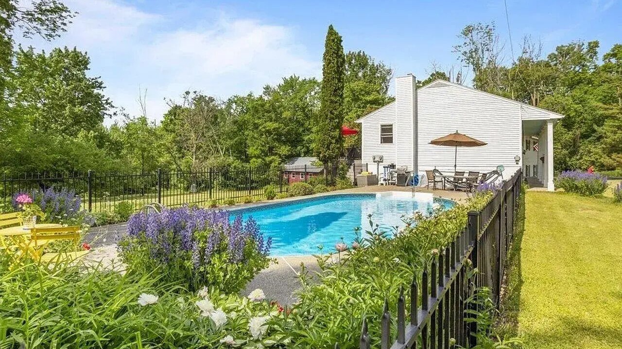 Photo of Outdoor in St. Albans Historic District