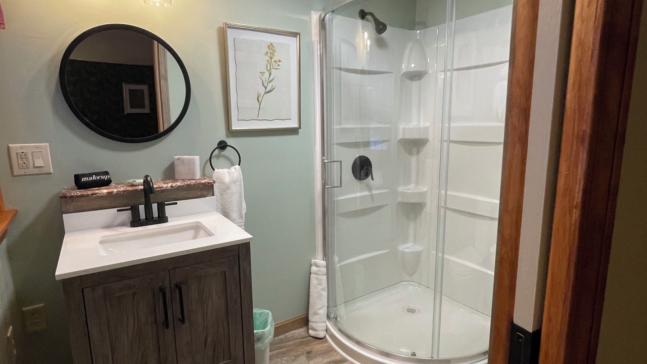 Photo of Bathroom in St. Albans Historic District