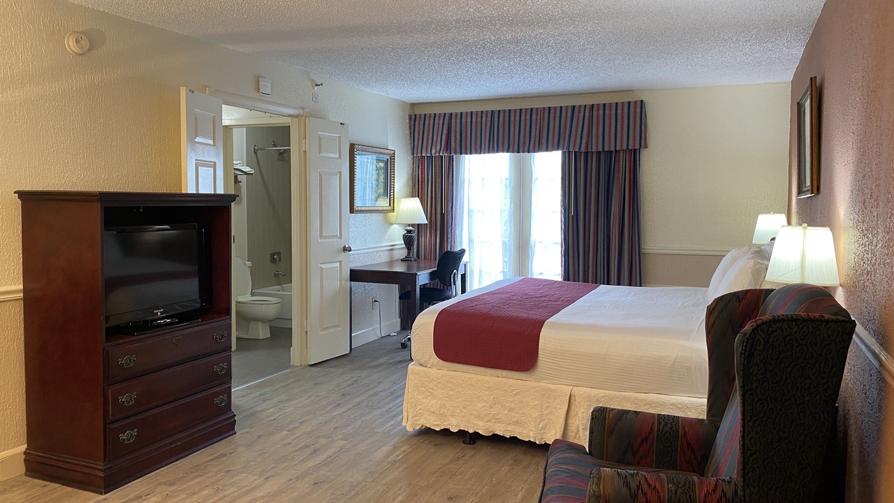 Photo of Bedroom in Lobdell/Woodale