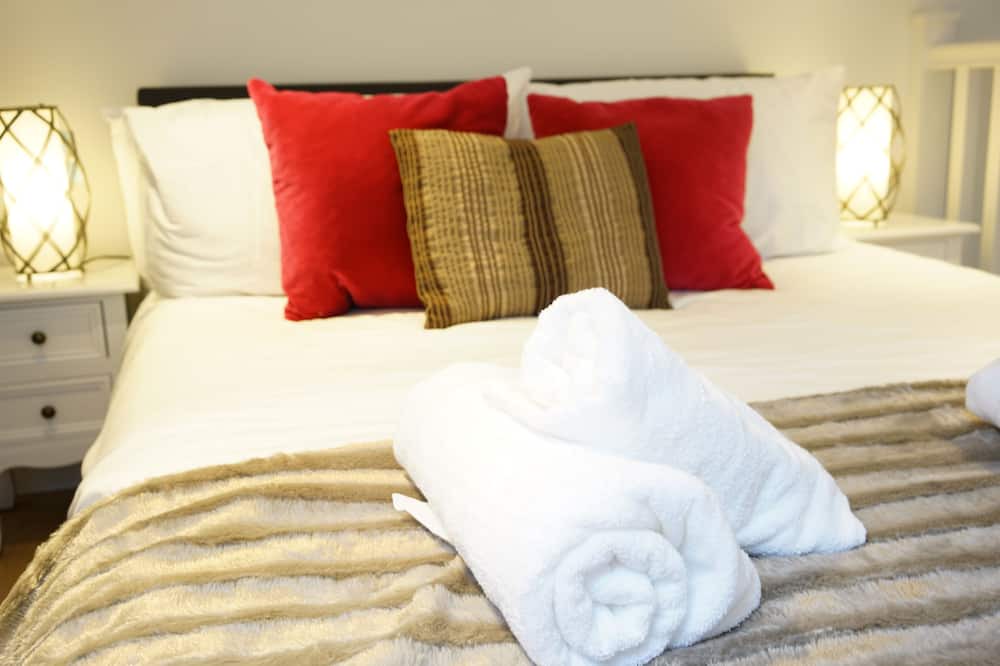 Photo of Bedroom in Cowley