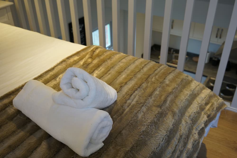 Photo of Bedroom in Cowley