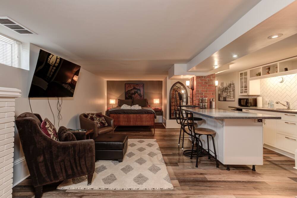 Photo of Livingroom in Sudbury