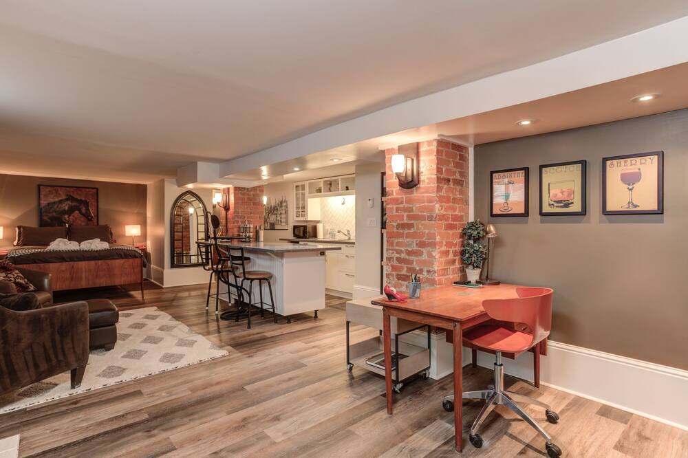 Photo of Livingroom in Sudbury