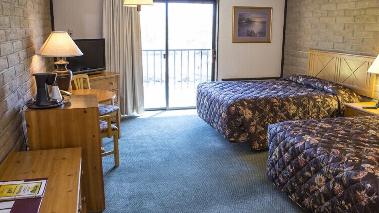 Photo of Bedroom in Salmon