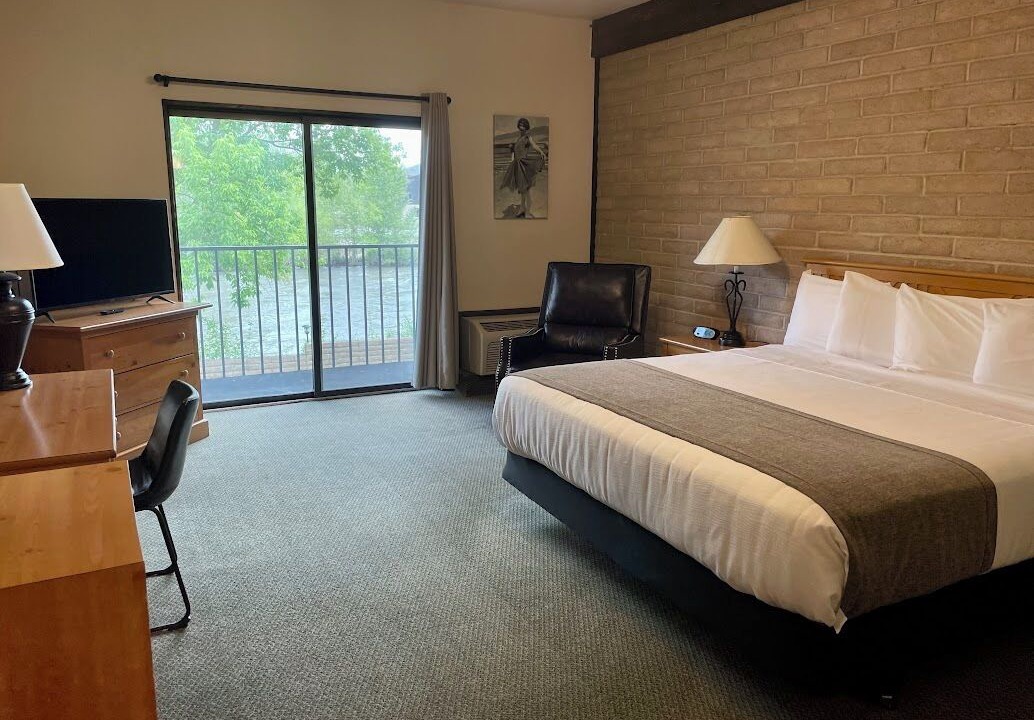 Photo of Bedroom in Salmon