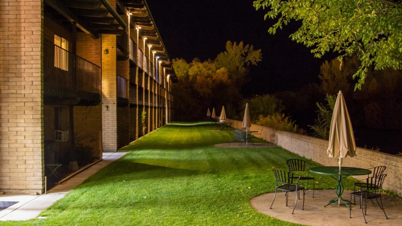 Photo of Outdoor in Salmon