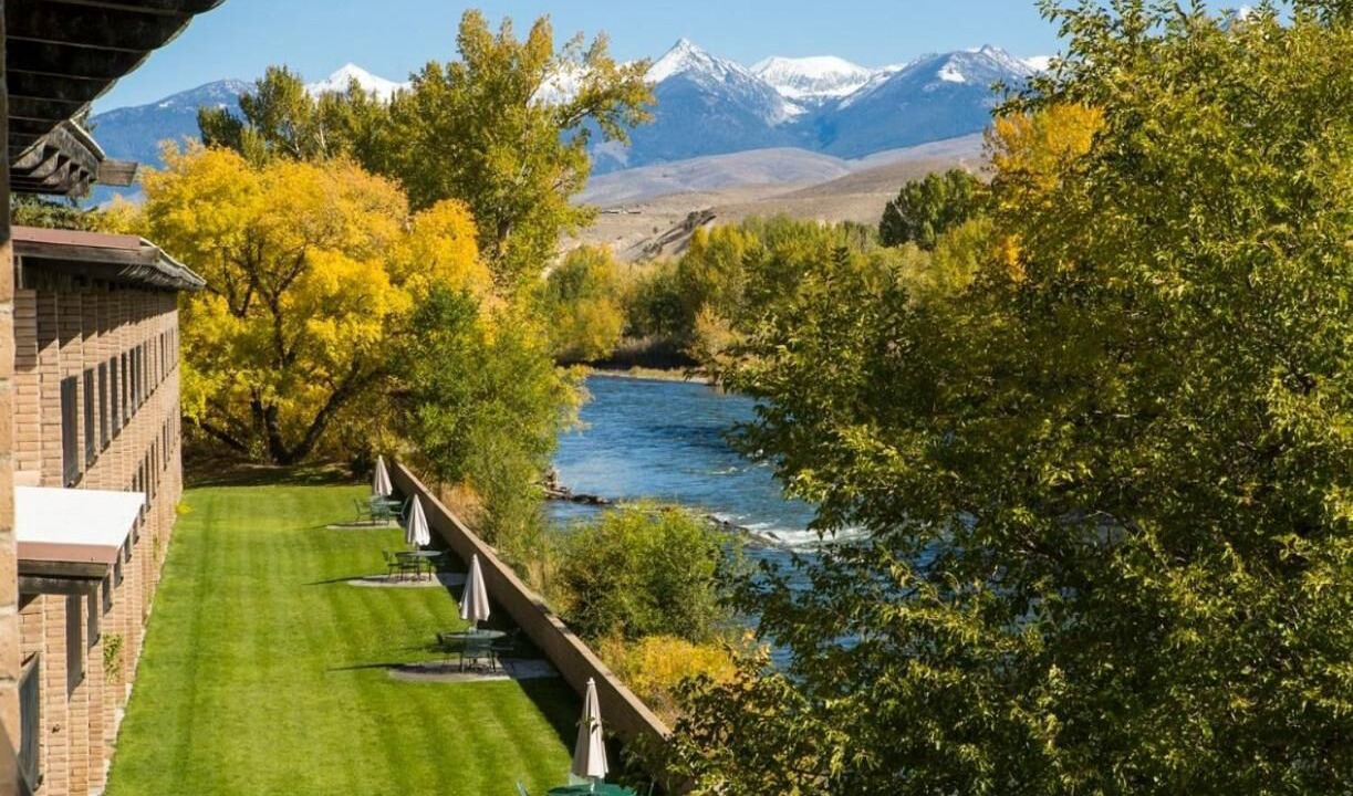 Photo of Outdoor in Salmon