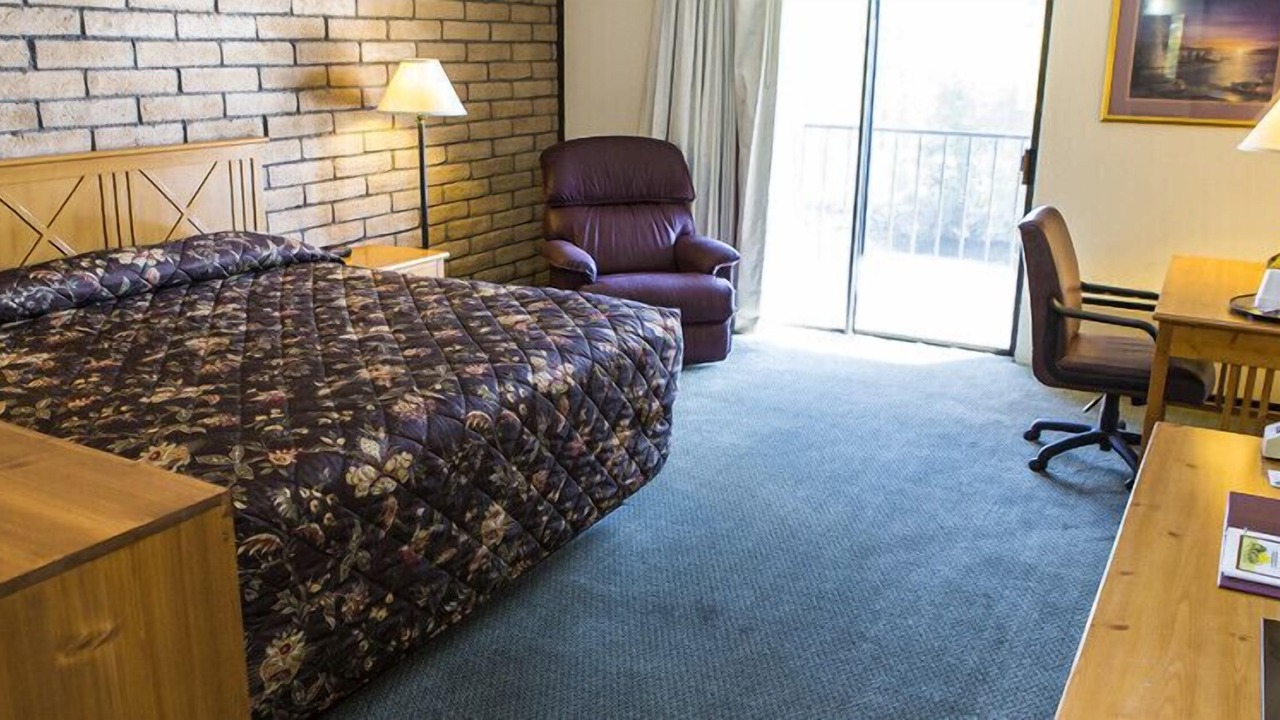 Photo of Bedroom in Salmon