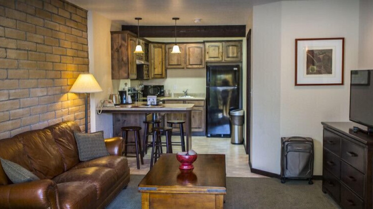 Photo of Others in Salmon