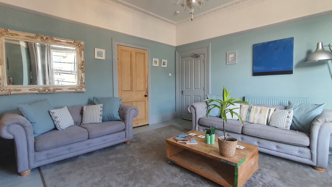 Photo of Others in Hele