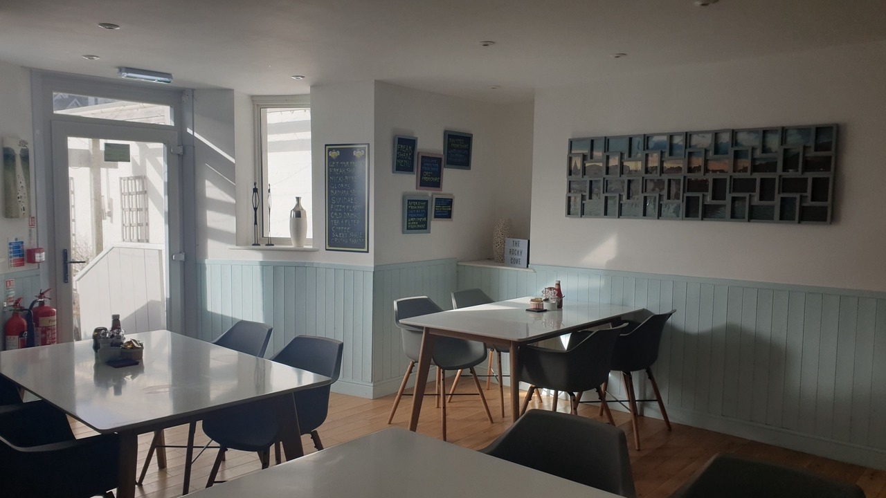 Photo of Others in Hele