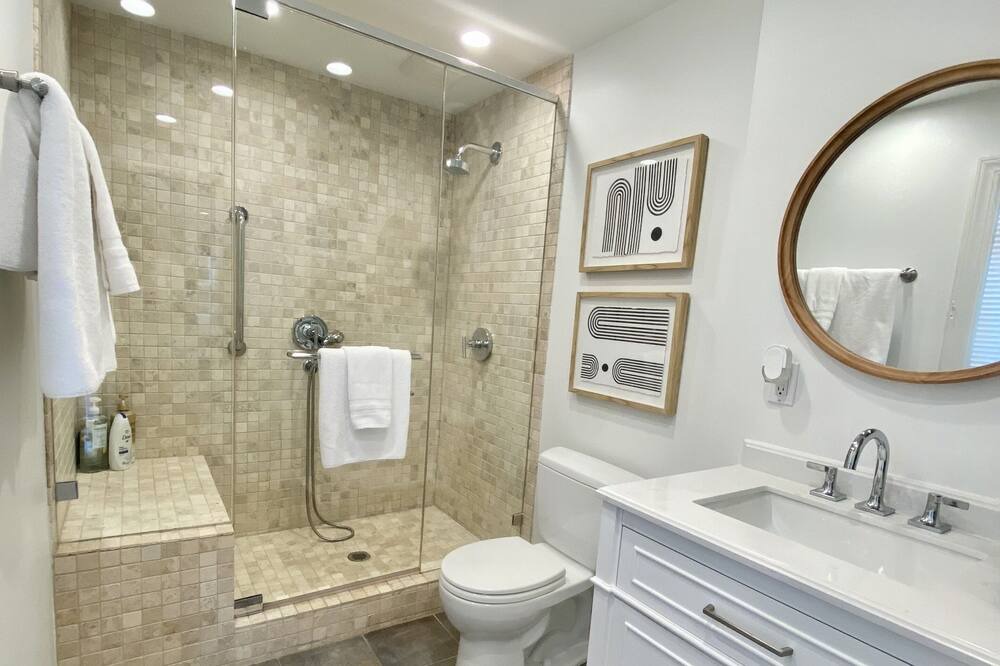 Photo of Bedroom in North Queen Anne