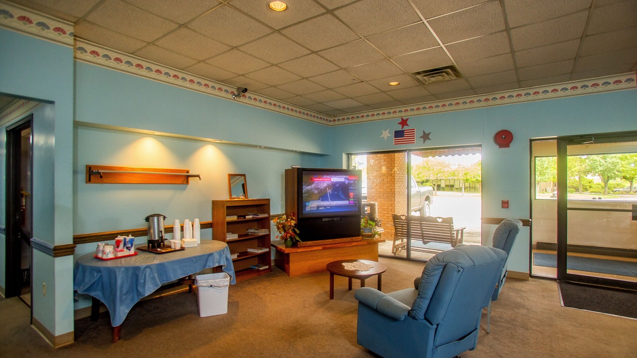 Photo of Bedroom in Moundsville