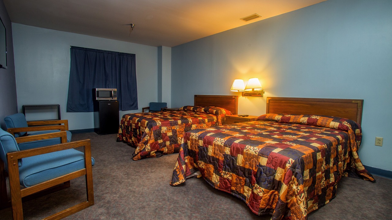 Photo of Bedroom in Moundsville