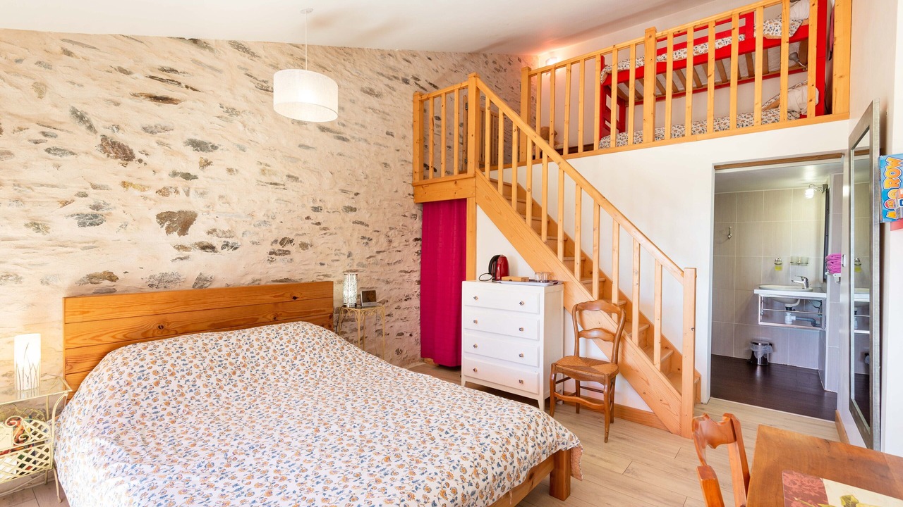 Photo of Bedroom in Vaire