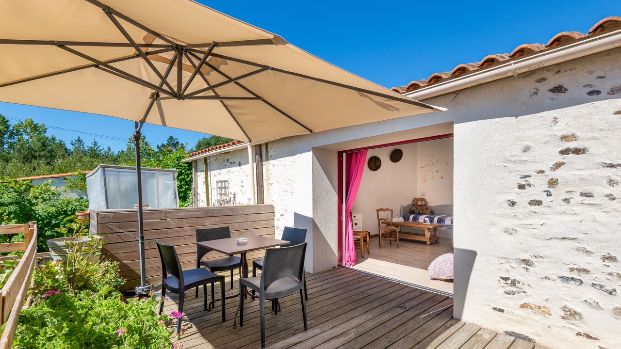 Photo of Patio Balcony in Vaire