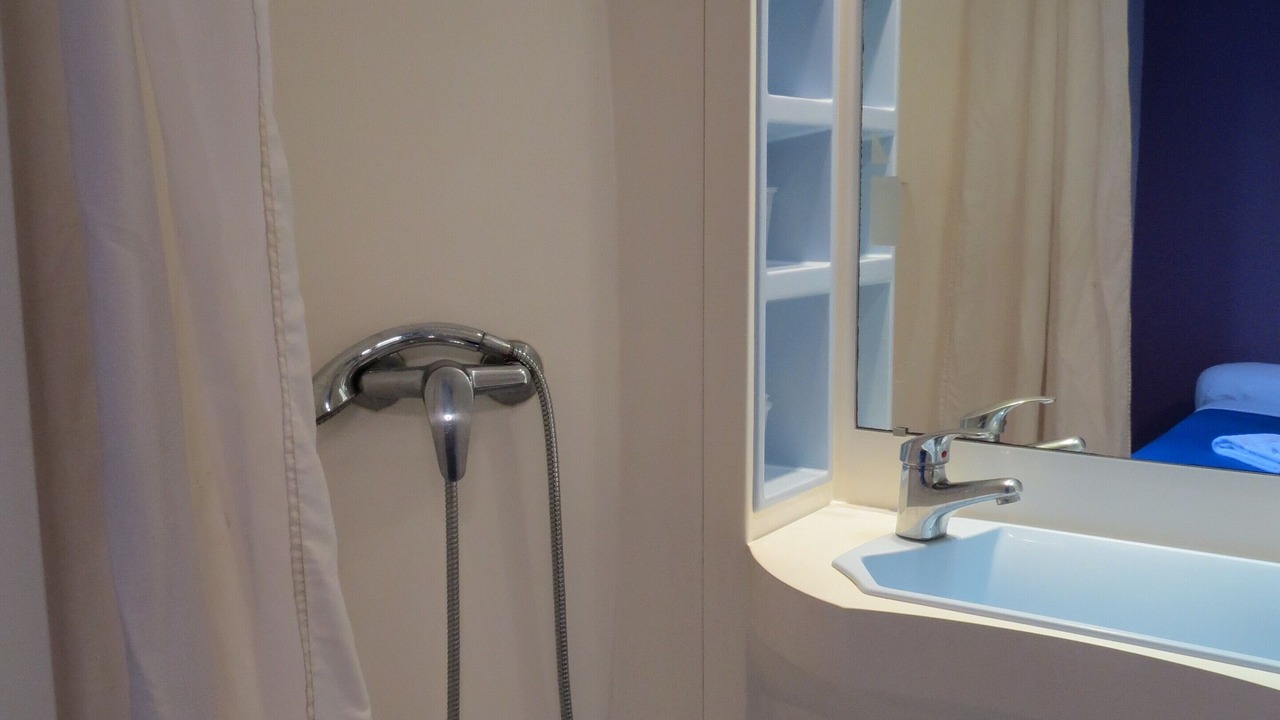 Photo of Bathroom in Saint-Avertin