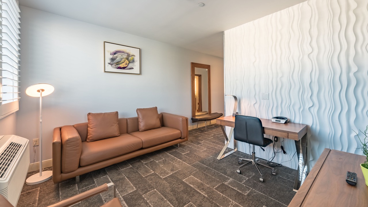 Photo of Bedroom in NoHo Arts District