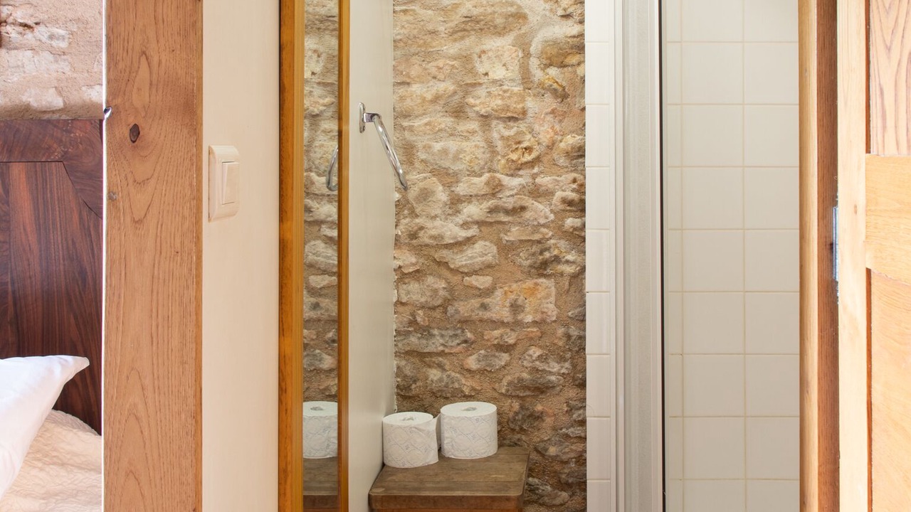 Photo of Bathroom in Beynac-et-Cazenac