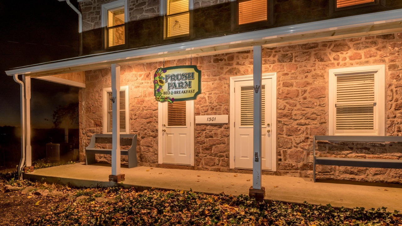 Photo of Outdoor in Reinholds