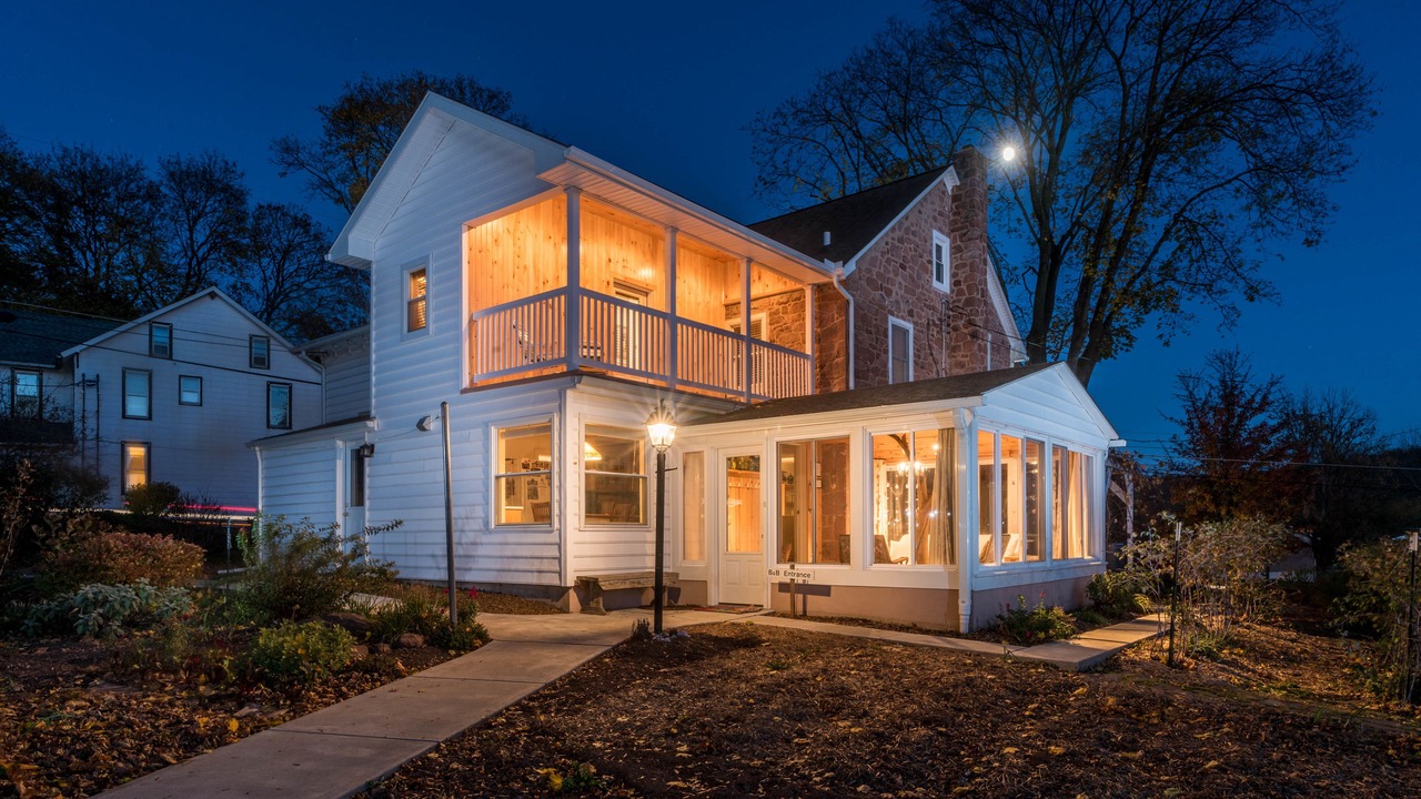 Photo of Outdoor in Reinholds