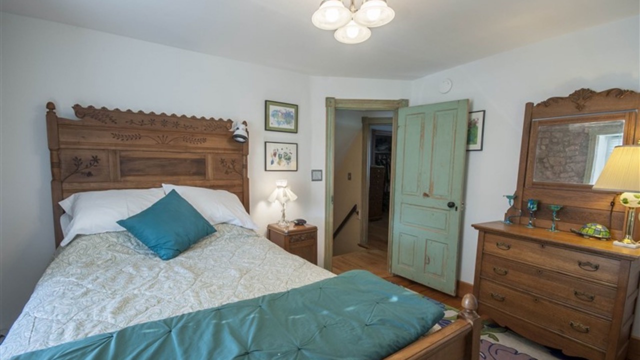 Photo of Others in Reinholds