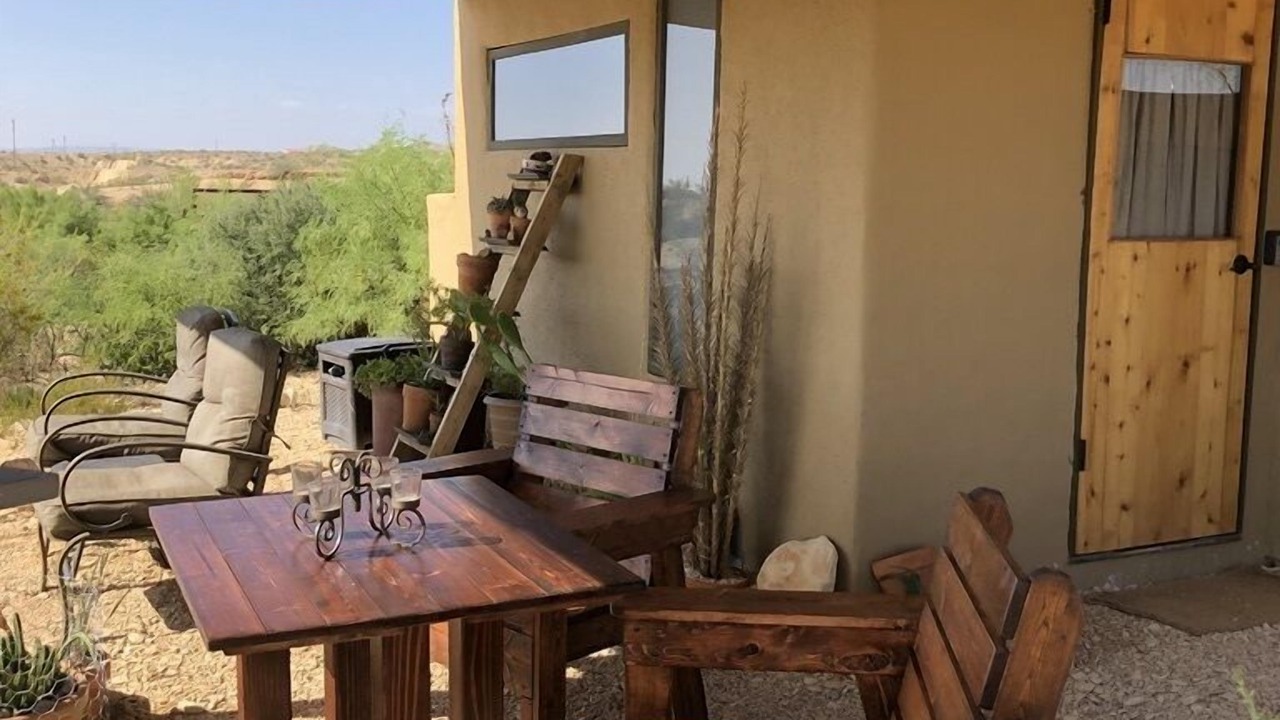 Photo of Patio Balcony in Study Butte-Terlingua