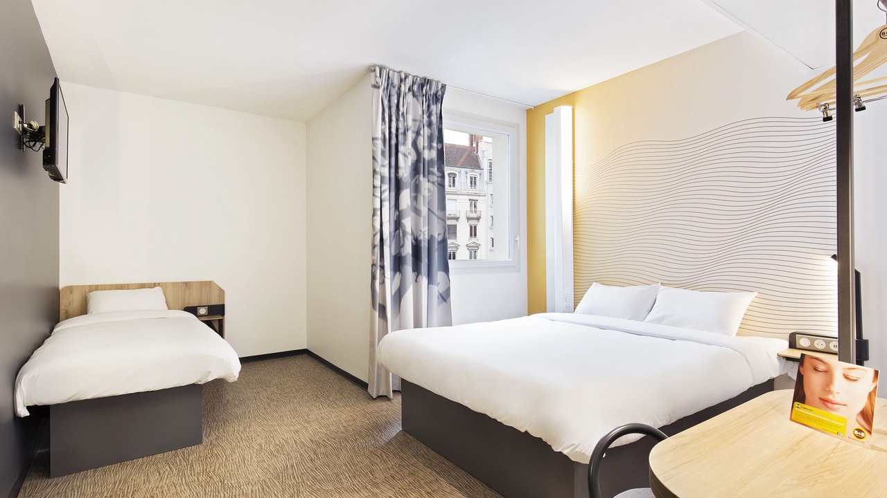 Photo of Bedroom in Lyon City Centre