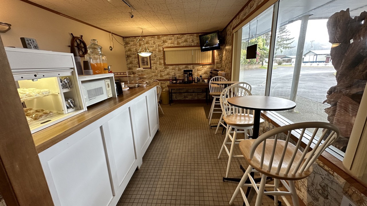 Photo of Others in Winchester Bay