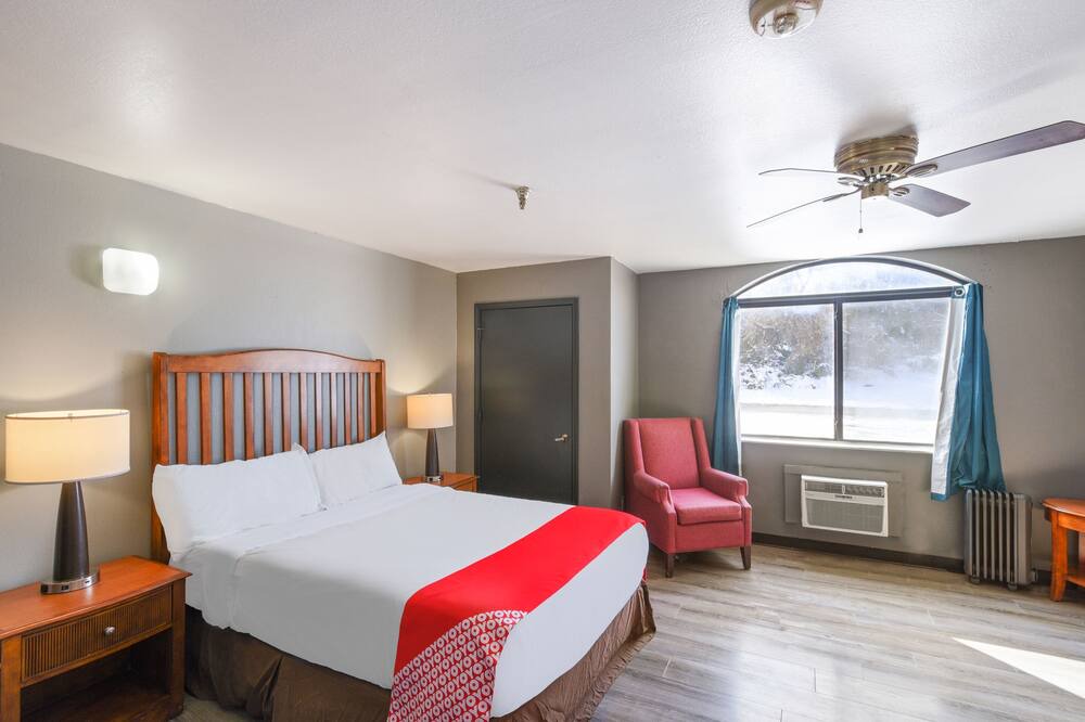 Photo of Bedroom in Edmond