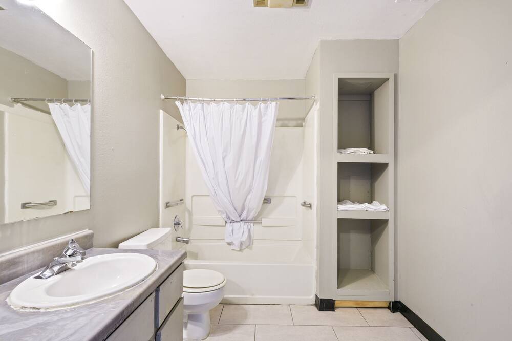 Photo of Bathroom in Edmond