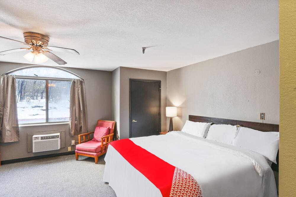 Photo of Bedroom in Edmond