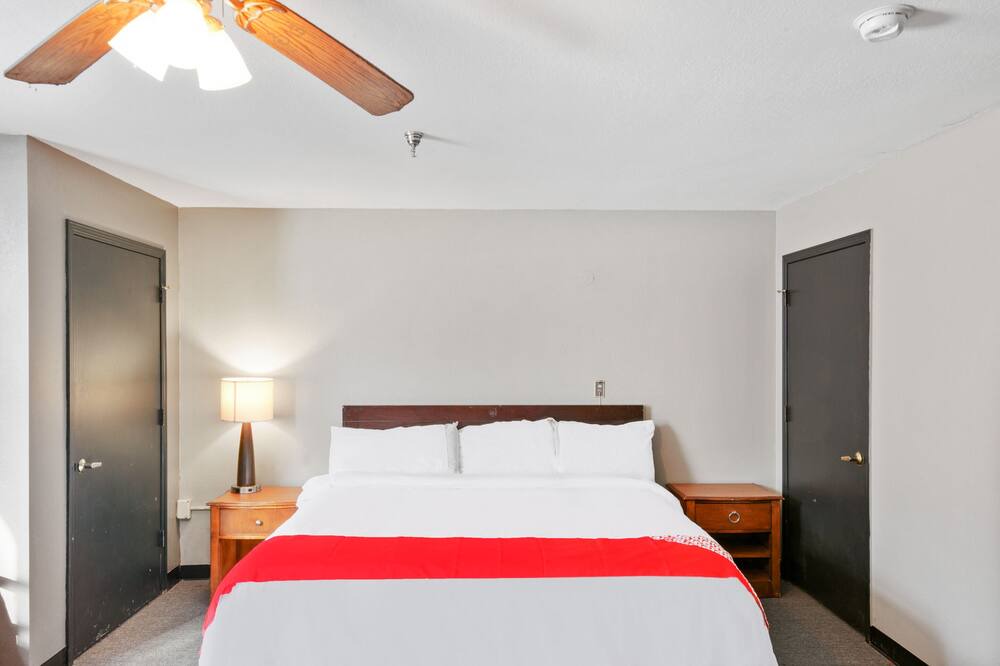 Photo of Bedroom in Edmond