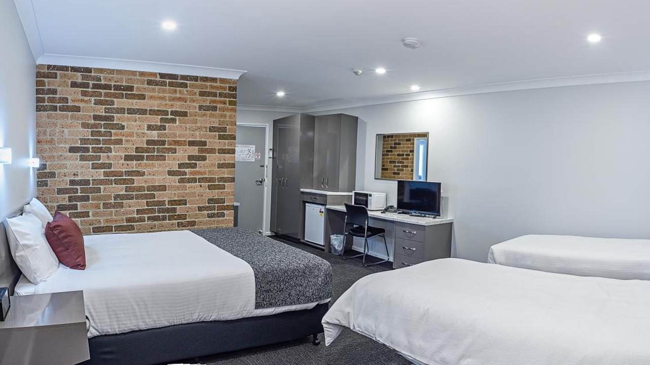 Photo of Others in Marrangaroo