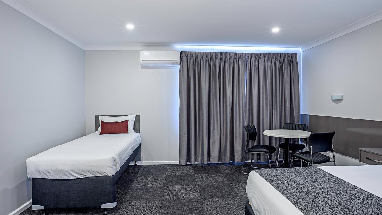 Photo of Others in Marrangaroo