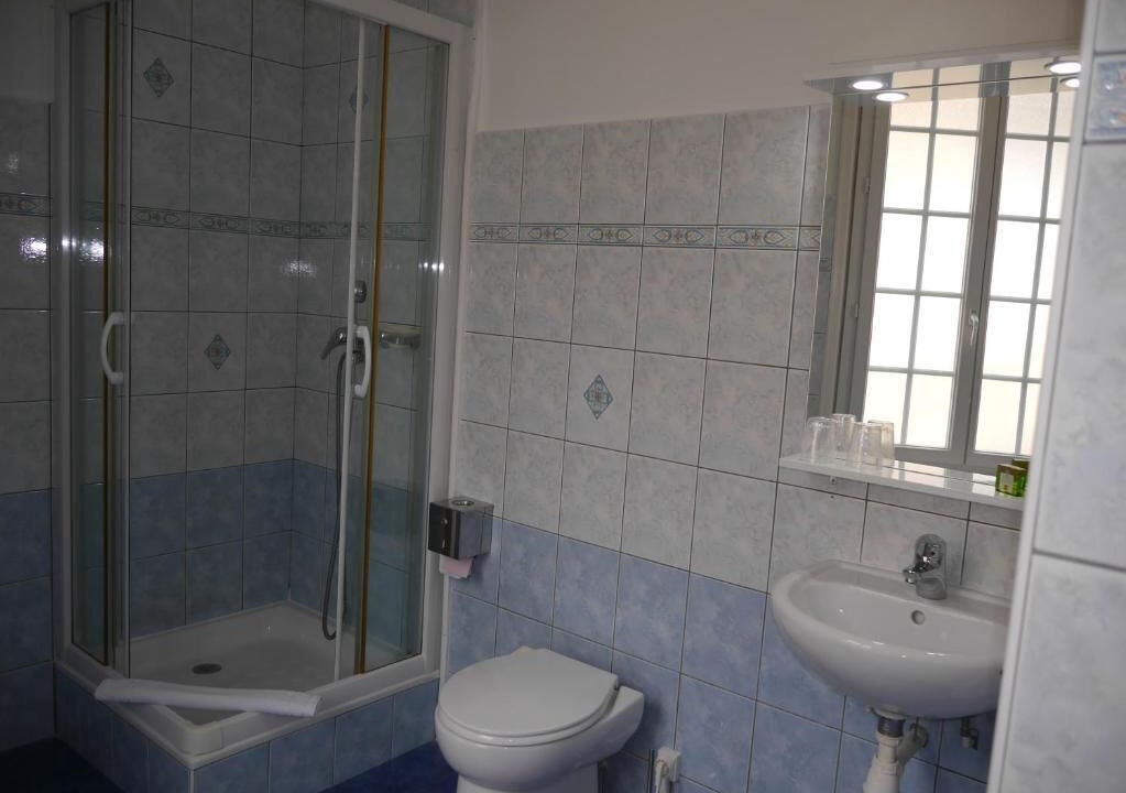 Photo of Others in Quintin