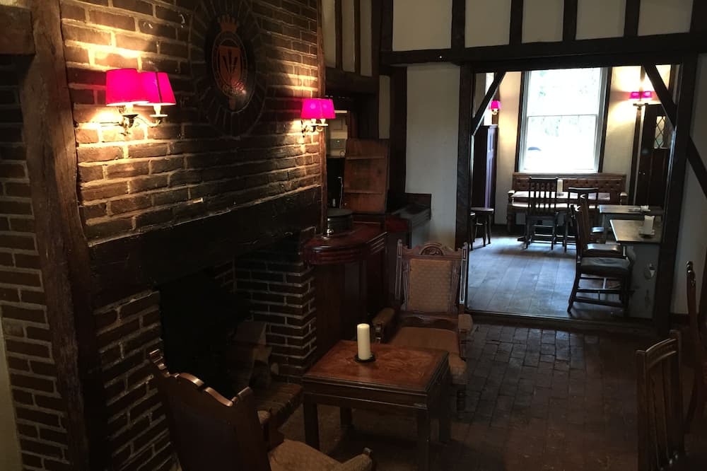 Photo of Others in Chiddingstone Hoath