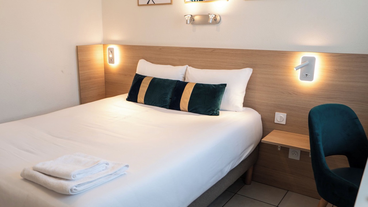 Photo of Bedroom in Poilly-lez-Gien