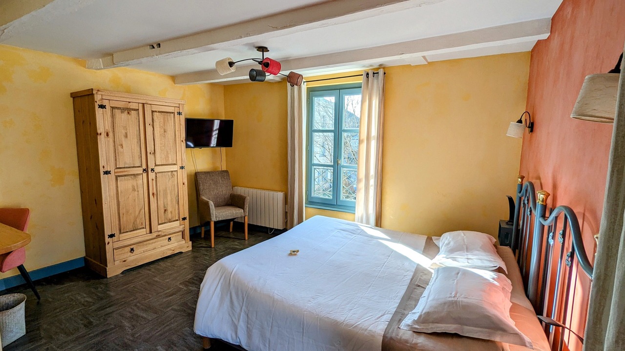 Photo of Bedroom in Figeac